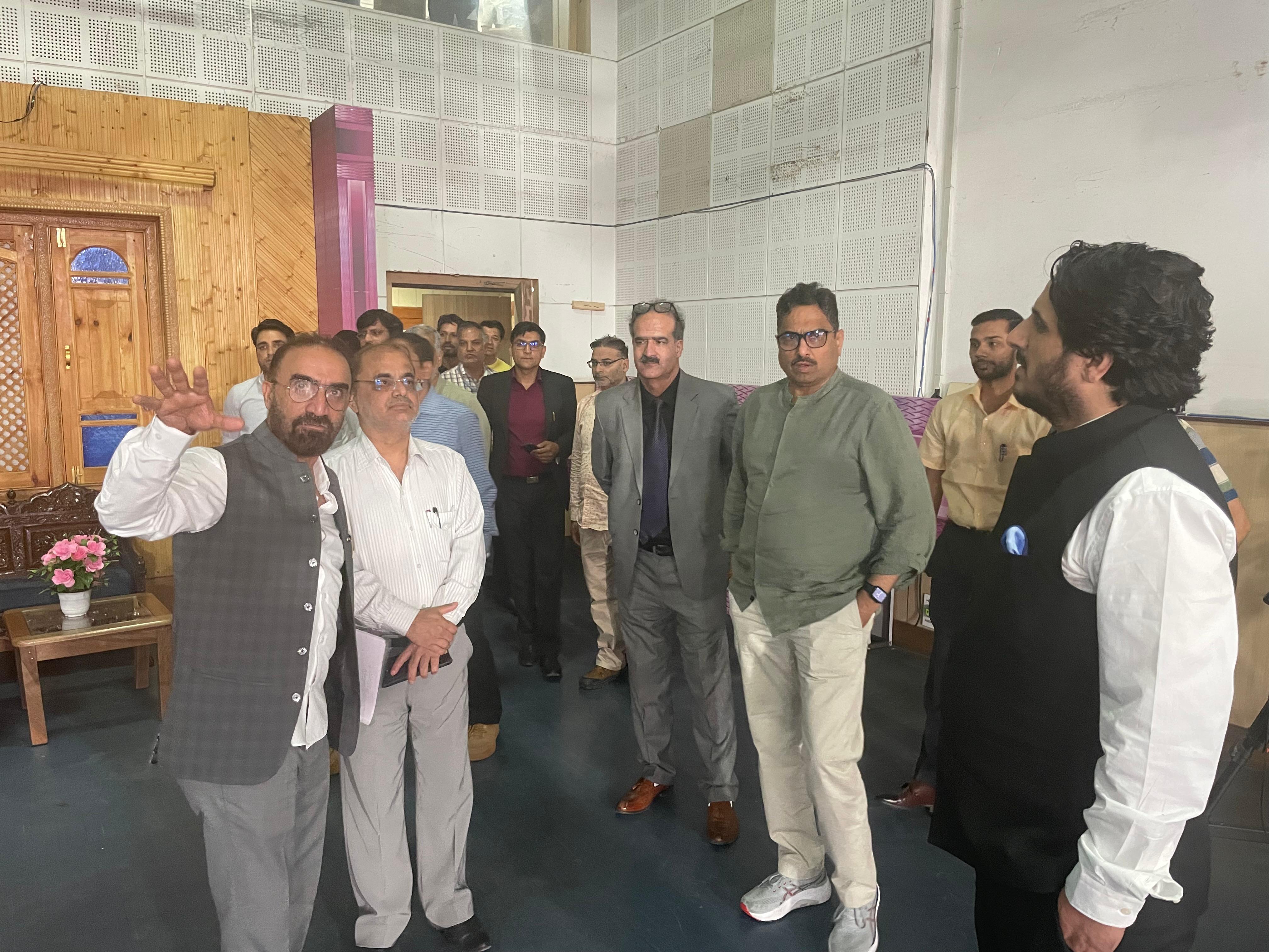 'Secretary I&B Reviews Media Operations in Jammu & Kashmir Stresses Enhanced Media Synergy, Regional Content Creation'